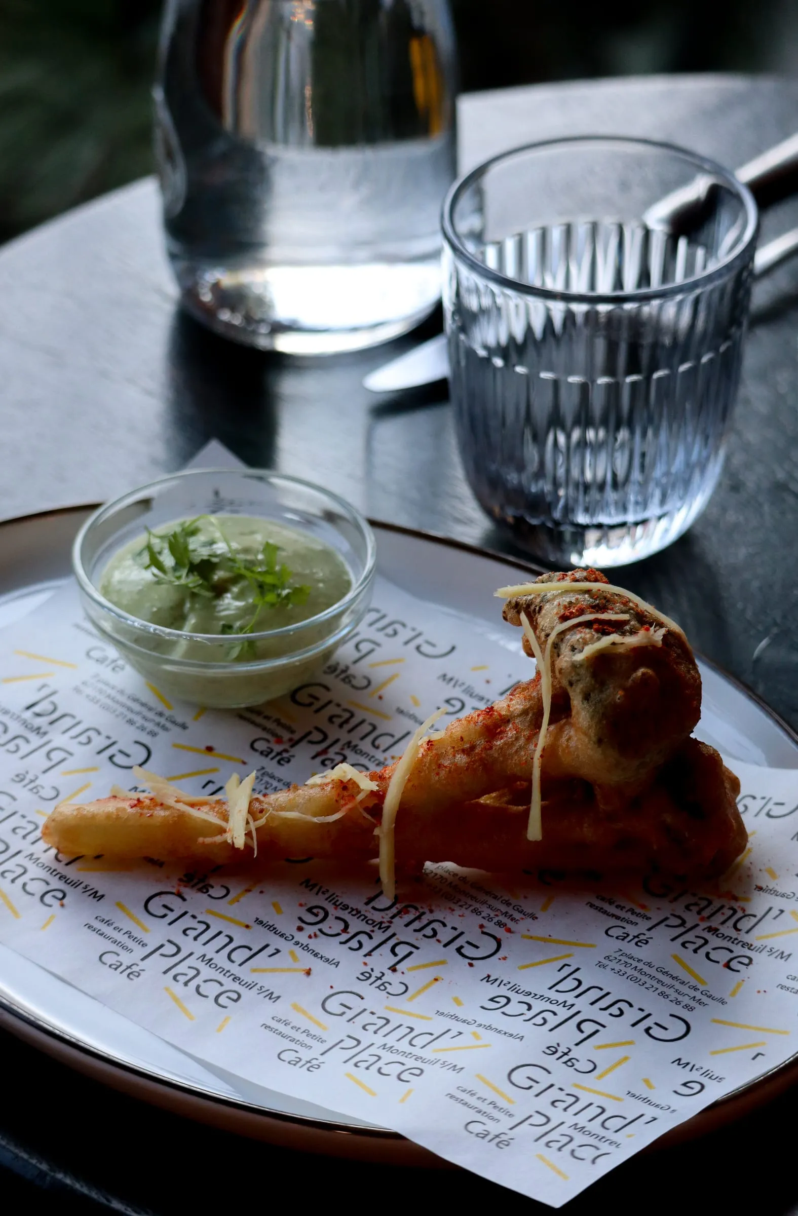 Grand Place Café — Montreuil-sur-Mer